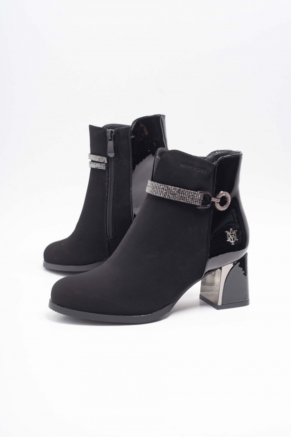 Strasszköves bokacsizma 4231/ F