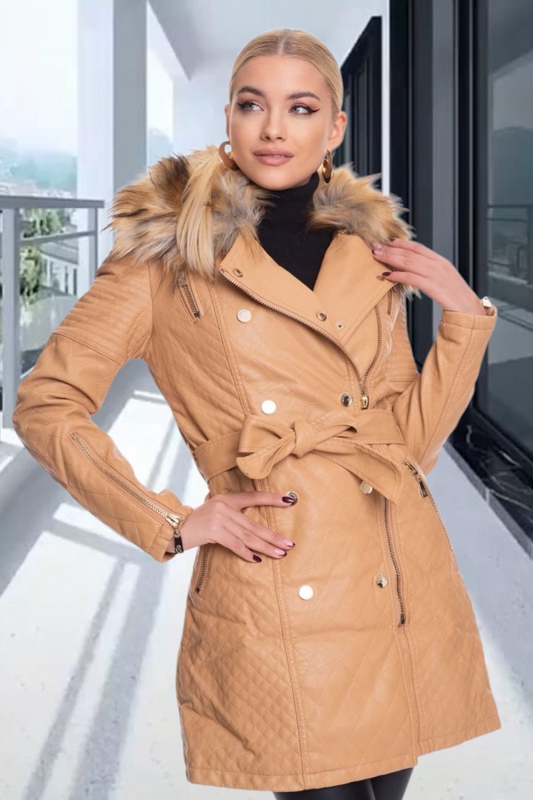 Fernanda steppelt kabát