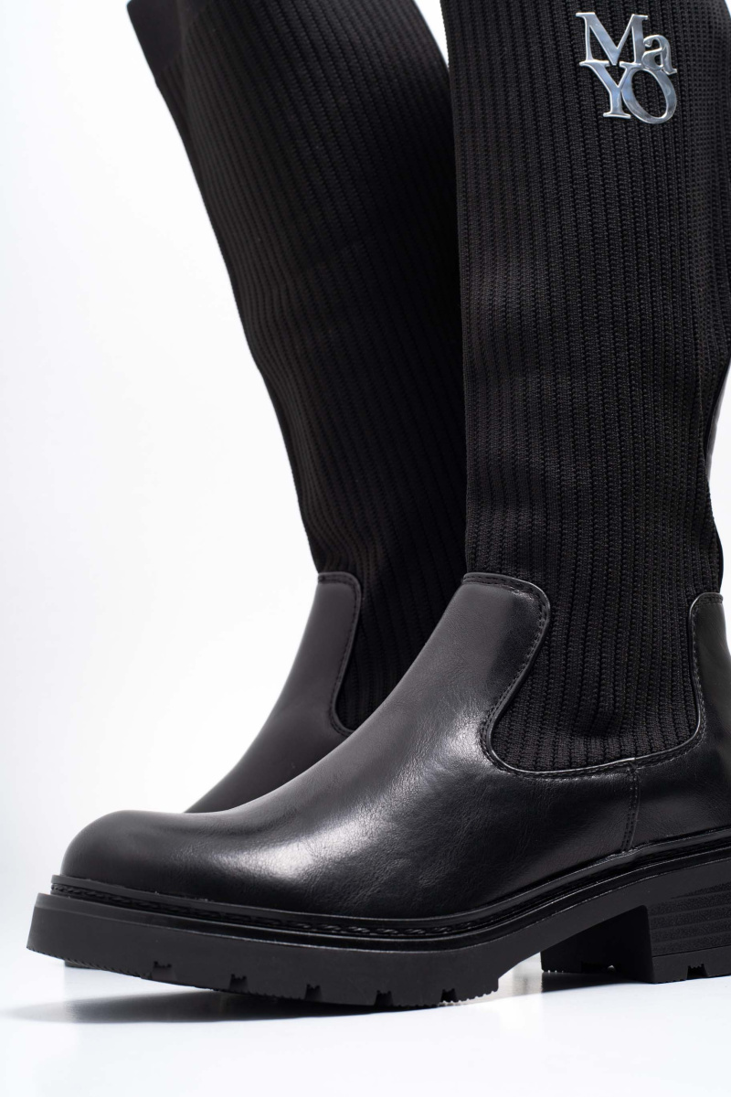 Fekete műbőr csizma 5226/ F