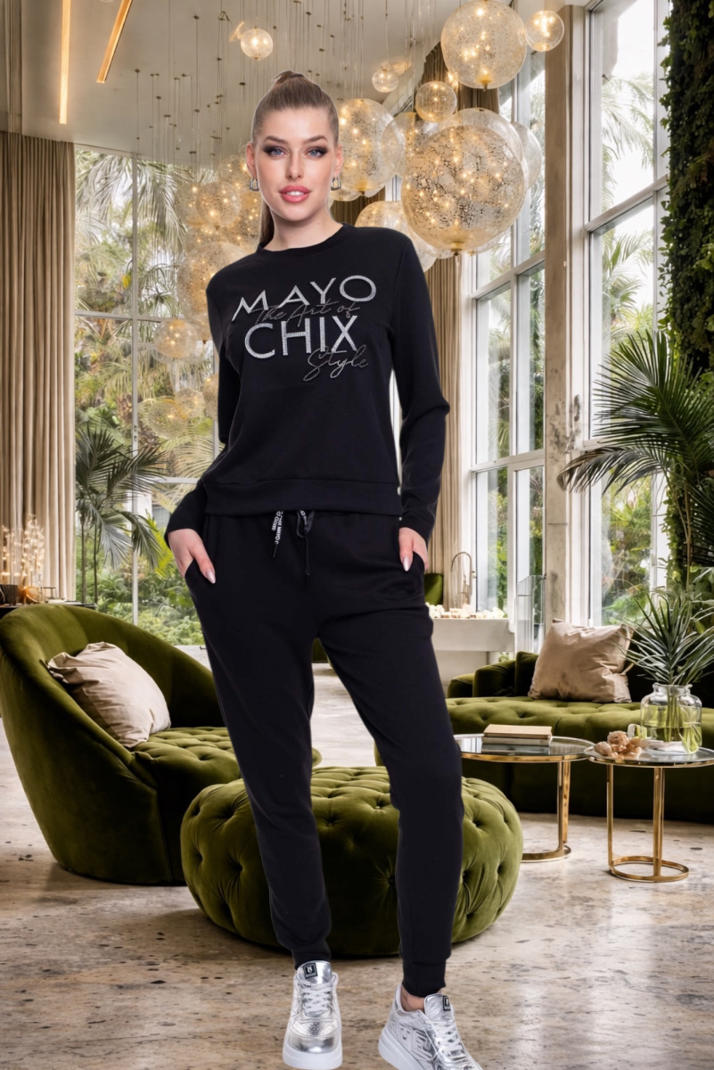 Play melegítő együttes/ S